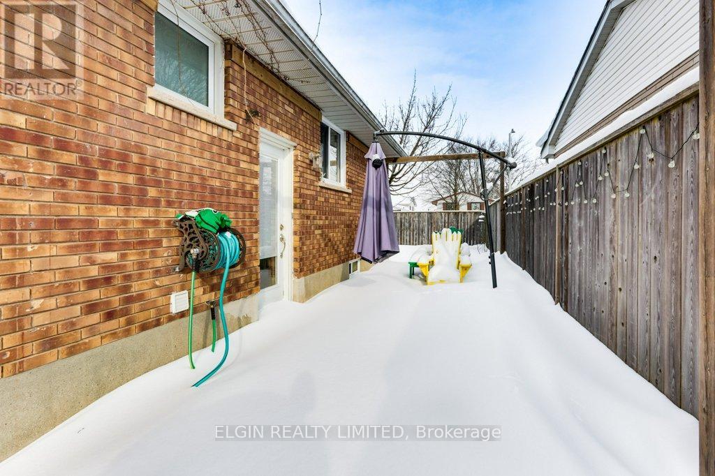 5 Sauve Avenue, St. Thomas, Ontario  N5R 6E5 - Photo 35 - X12734808