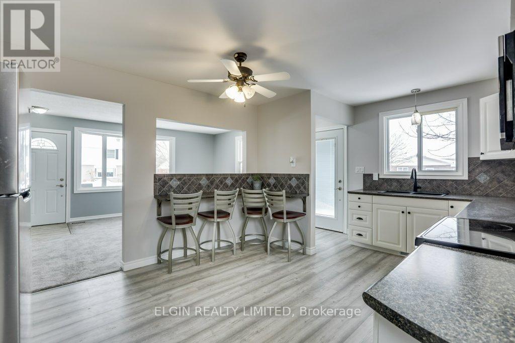 5 Sauve Avenue, St. Thomas, Ontario  N5R 6E5 - Photo 9 - X12734808