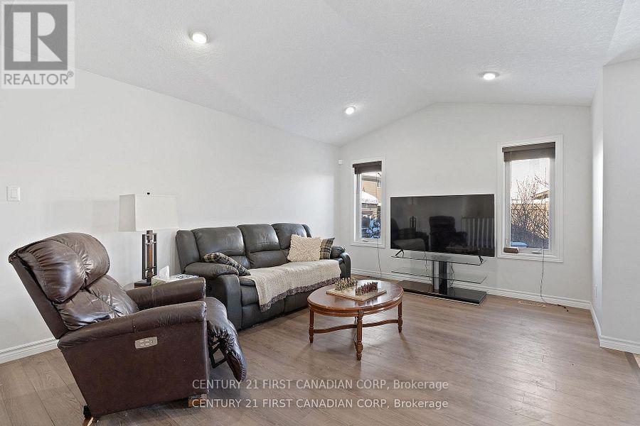 46 Westlake Drive, St. Thomas, Ontario  N5P 0C6 - Photo 23 - X12734820