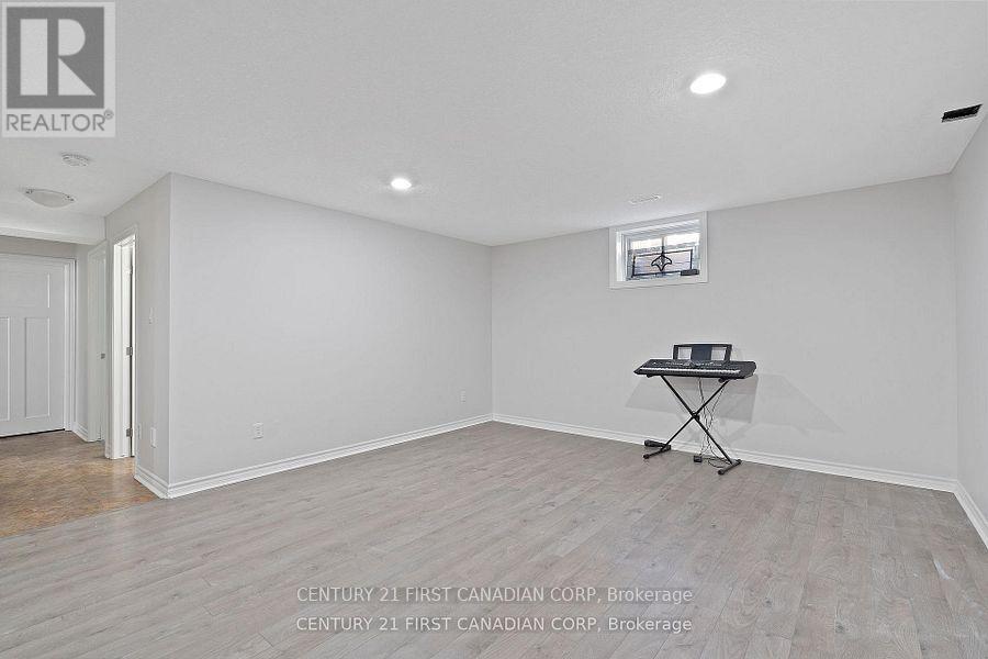 46 Westlake Drive, St. Thomas, Ontario  N5P 0C6 - Photo 34 - X12734820