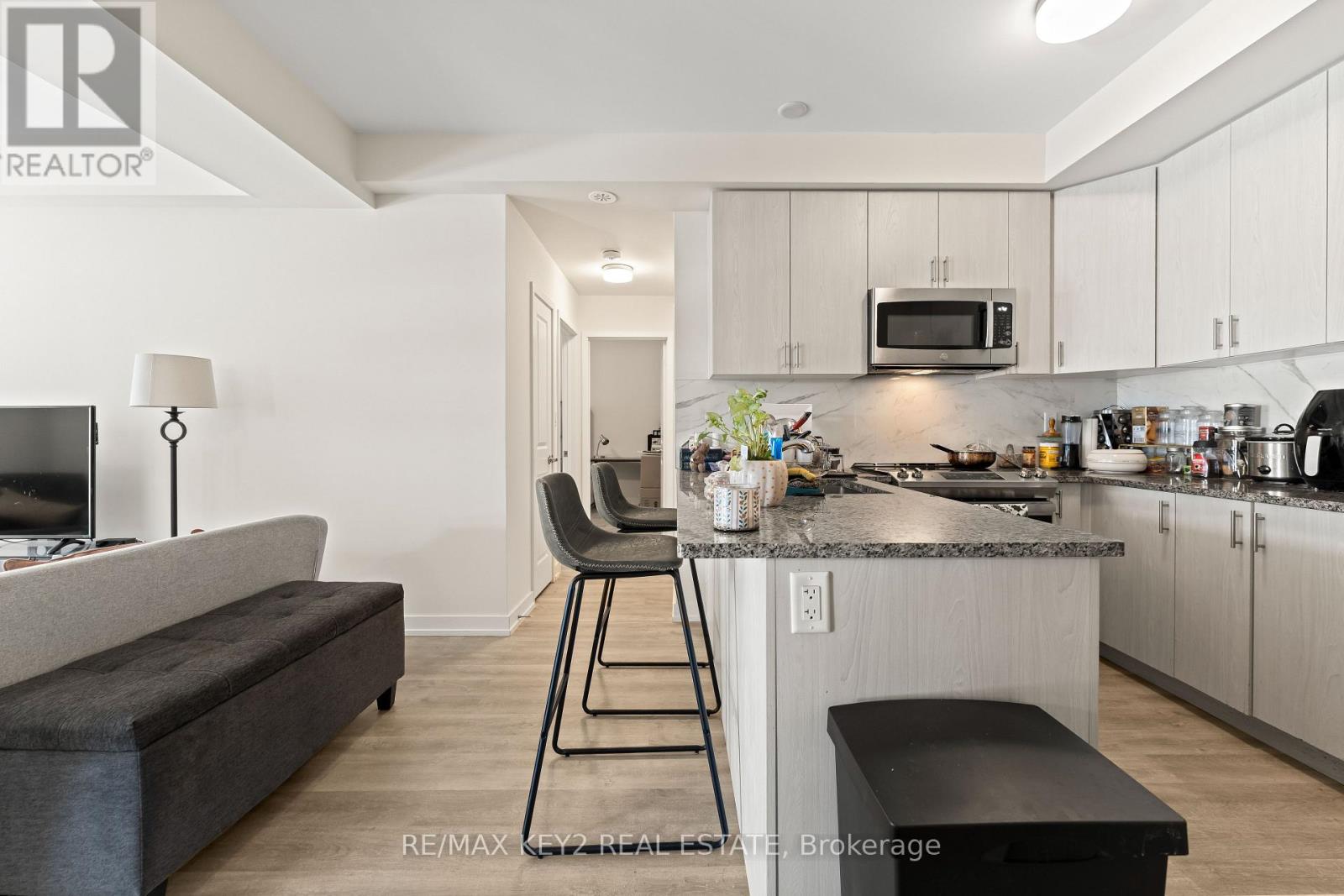 107 - 2550 Castlegate Crossing, Pickering, Ontario  L1X 0H6 - Photo 5 - E12734872