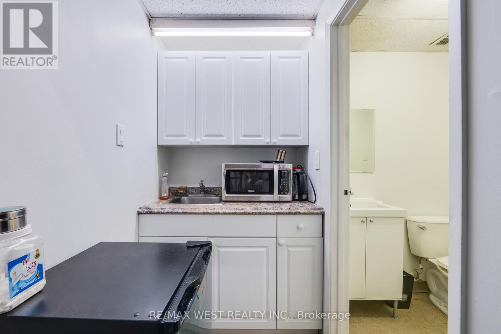 8 - 116 Viceroy Road, Vaughan, Ontario  L4K 2M1 - Photo 19 - N12734766