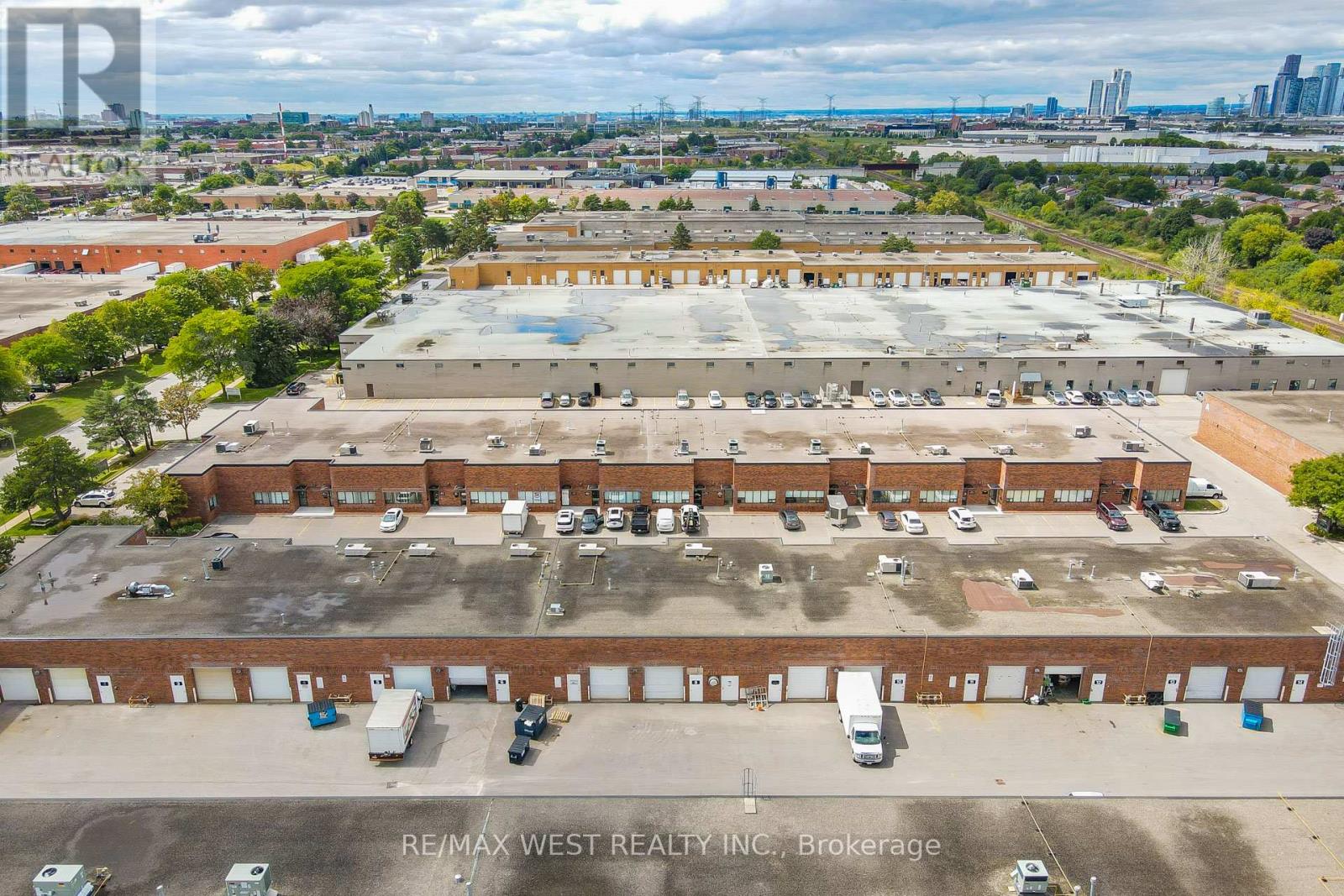 8 - 116 Viceroy Road, Vaughan, Ontario  L4K 2M1 - Photo 26 - N12734766