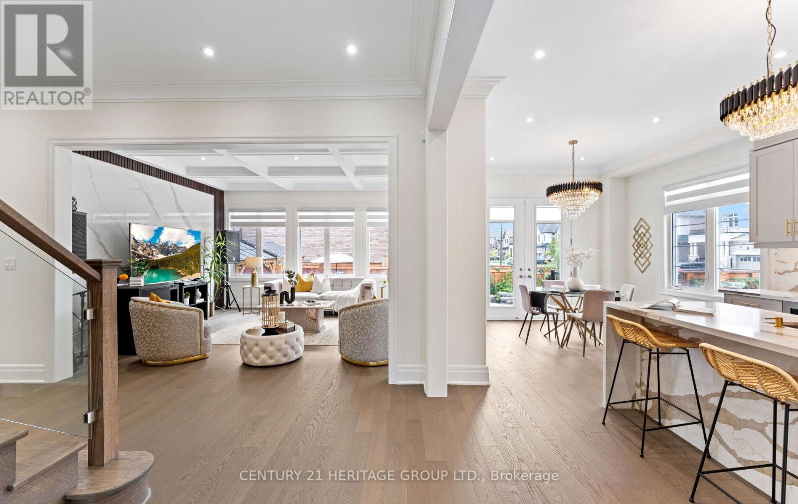 319 Danny Wheeler Boulevard, Georgina, Ontario  L4P 0K1 - Photo 8 - N12734798