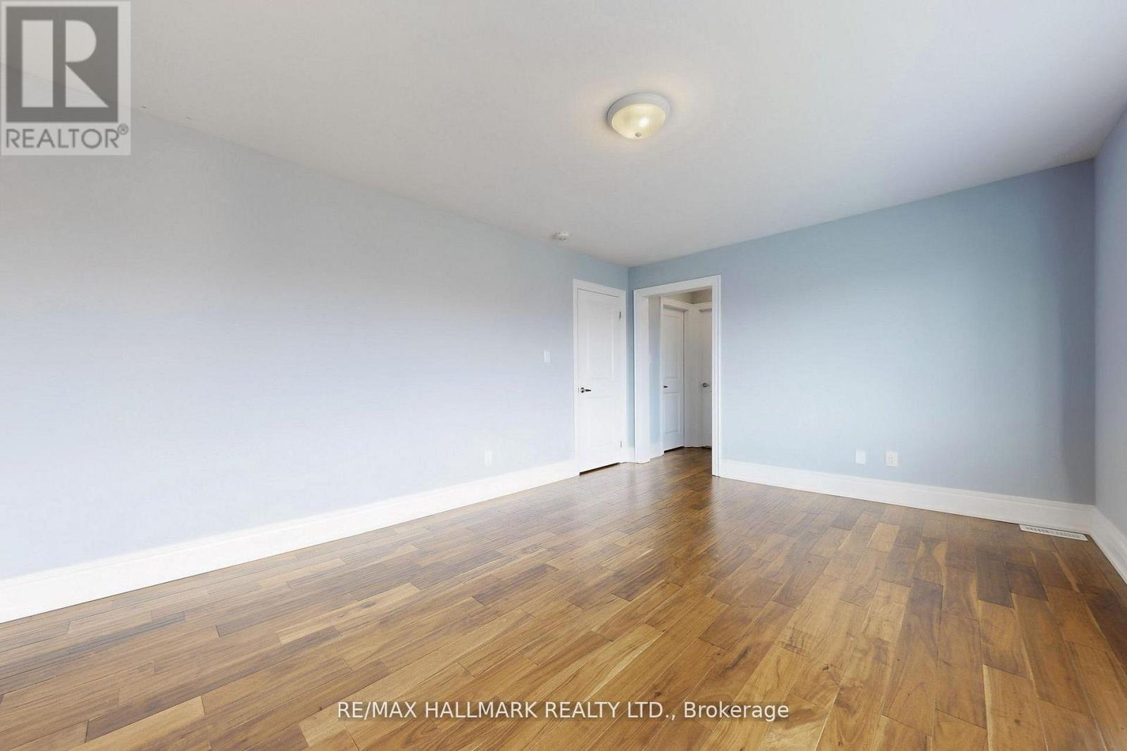 61 Mcisaac Drive, Springwater, Ontario  L4M 4S4 - Photo 25 - S12734814