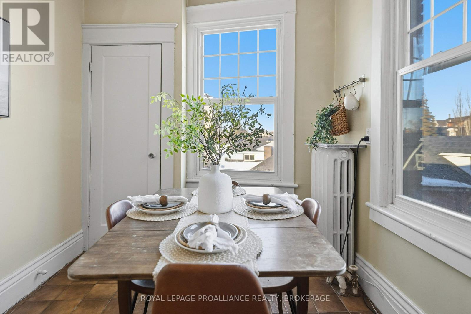 6 - 244 Barrie Street, Kingston, Ontario  K7L 3K5 - Photo 18 - X12733568