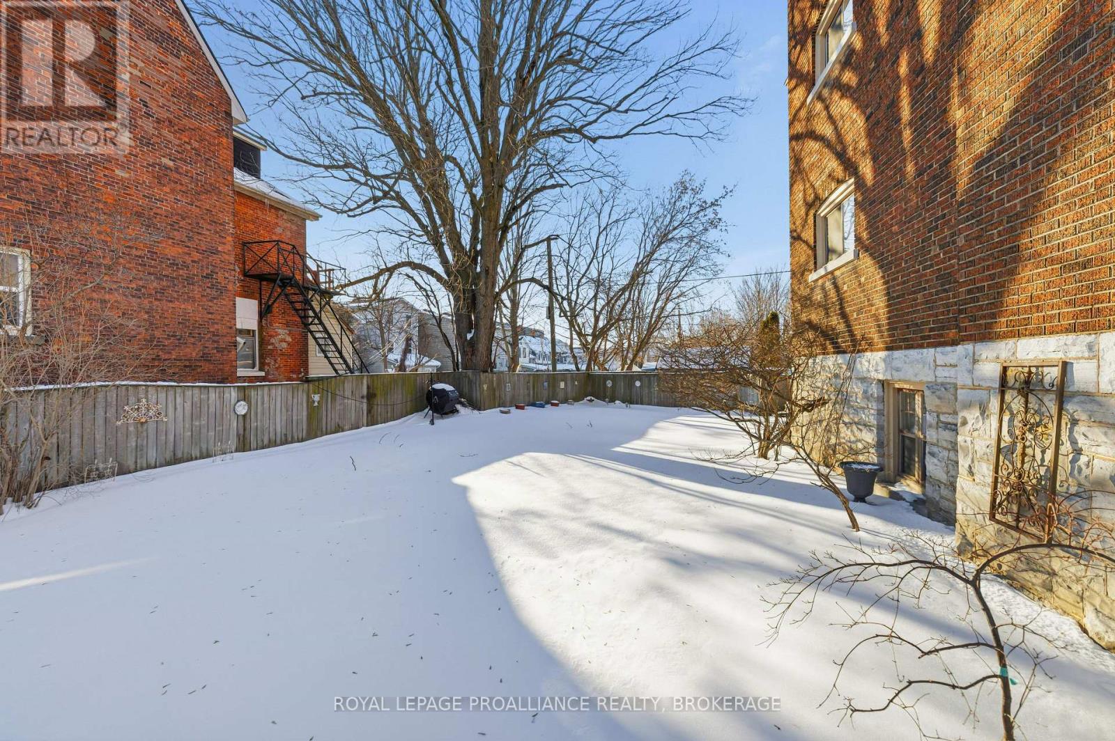 6 - 244 Barrie Street, Kingston, Ontario  K7L 3K5 - Photo 44 - X12733568