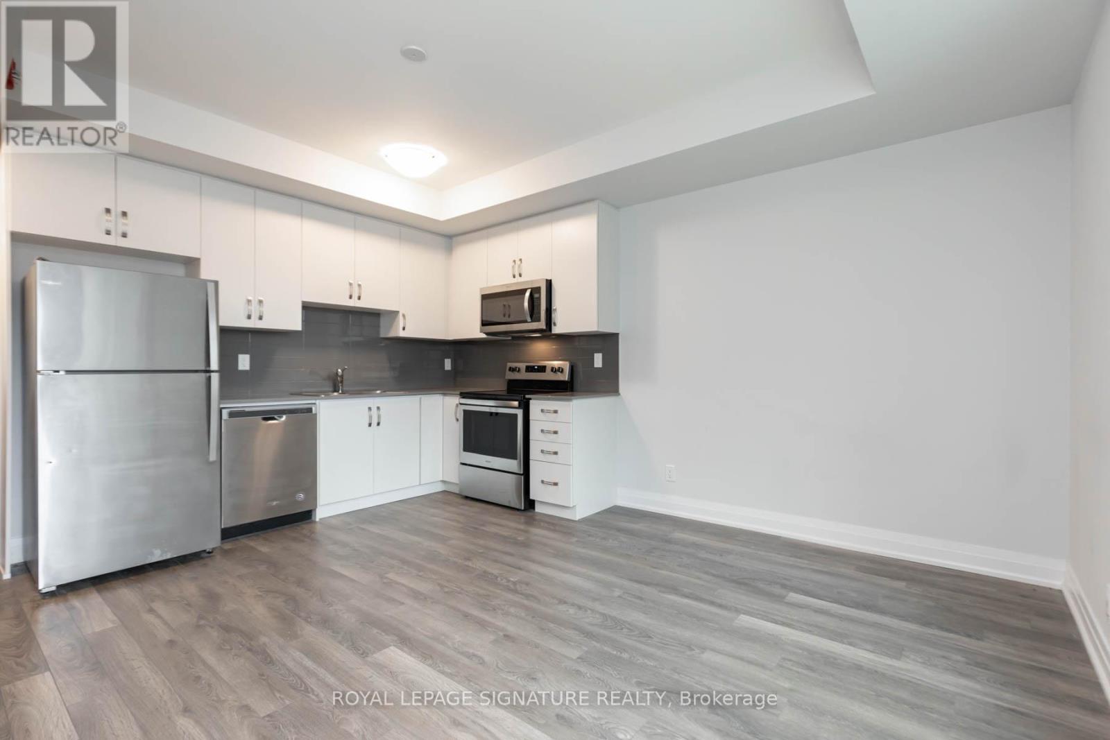 15 - 3580 Lake Shore Boulevard W, Toronto, Ontario  M8W 1N6 - Photo 5 - W12734752
