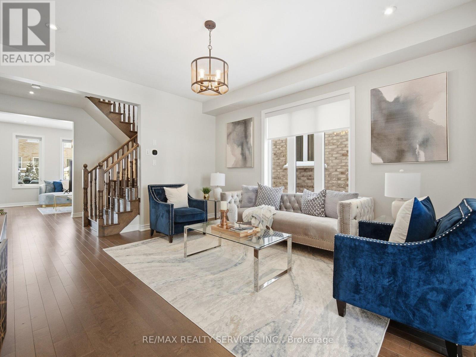 26 Yellow Sorrel Road, Brampton, Ontario  L6R 3V7 - Photo 10 - W12734790