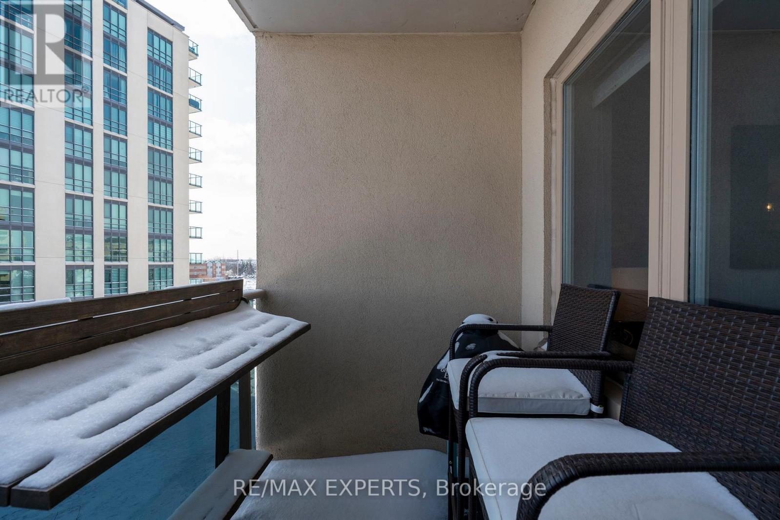 406 - 10 Dayspring Circle, Brampton, Ontario  L6P 1B9 - Photo 14 - W12734842