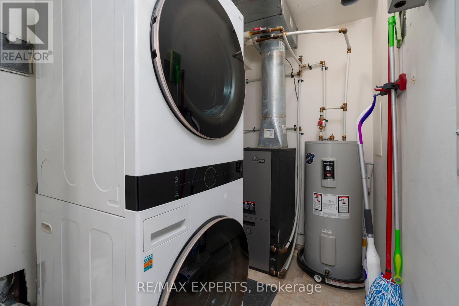 406 - 10 Dayspring Circle, Brampton, Ontario  L6P 1B9 - Photo 27 - W12734842