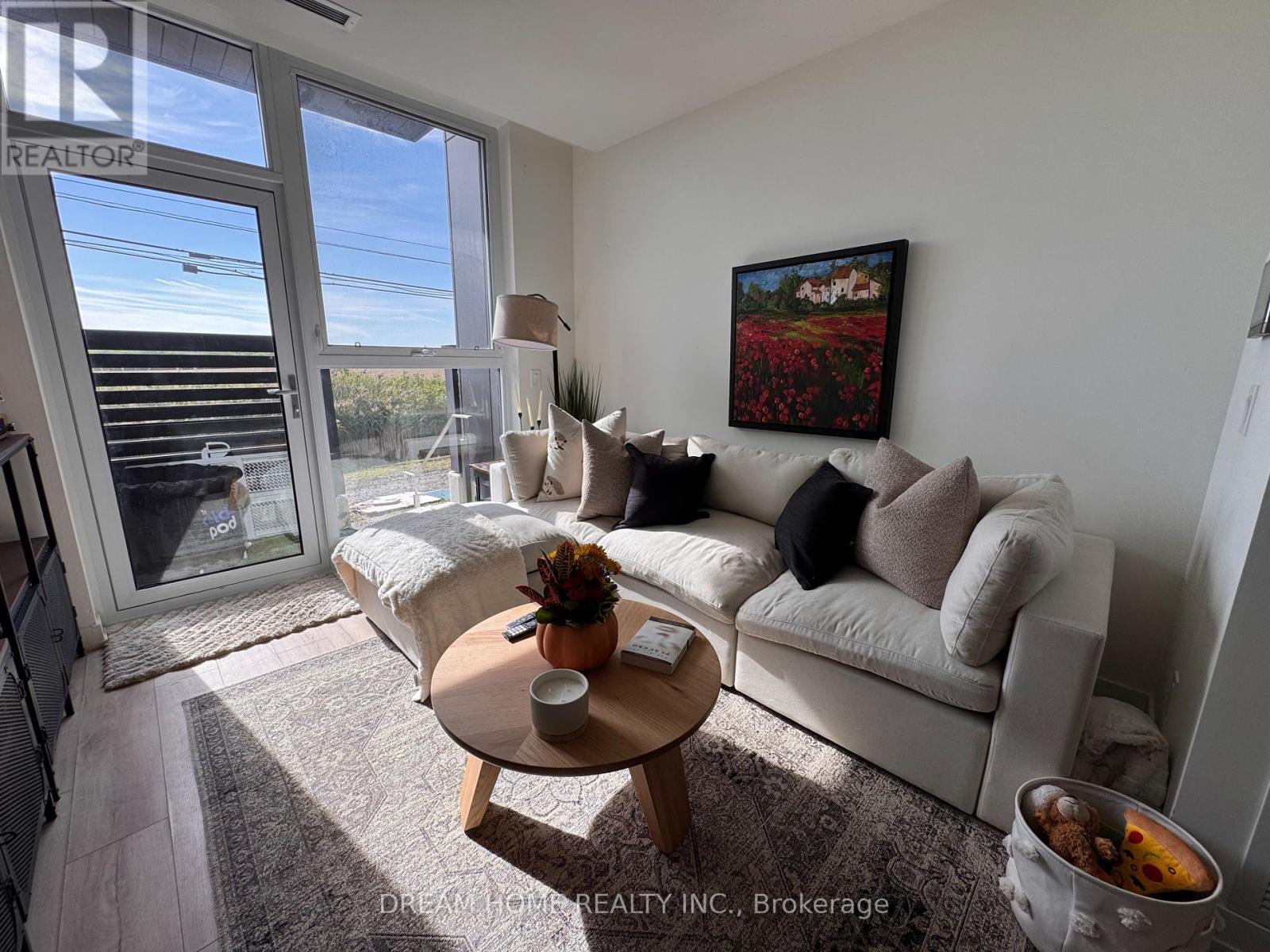 102 - 335 Wheat Boom Drive, Oakville, Ontario  L6H 0P4 - Photo 9 - W12734848