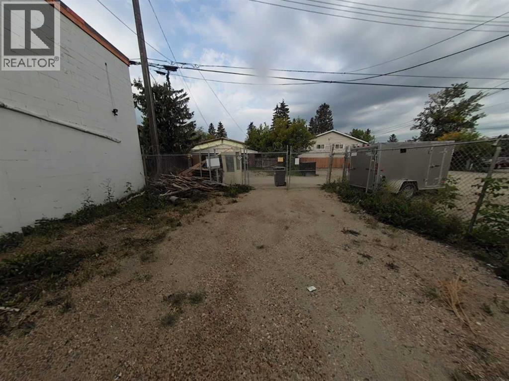 5912 54 Avenue, Red Deer, Alberta  T4N 4M7 - Photo 17 - A2244743