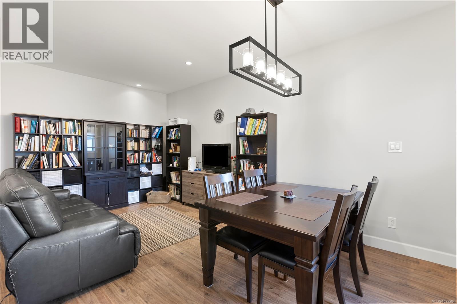 1301 3351 Luxton Rd, Langford, British Columbia  V9C 0P2 - Photo 6 - 1023284