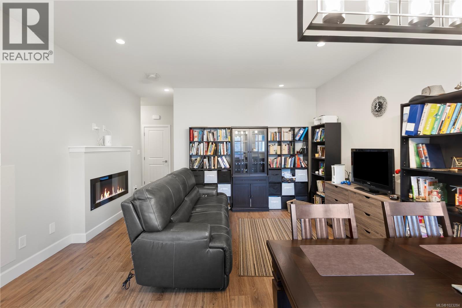 1301 3351 Luxton Rd, Langford, British Columbia  V9C 0P2 - Photo 8 - 1023284