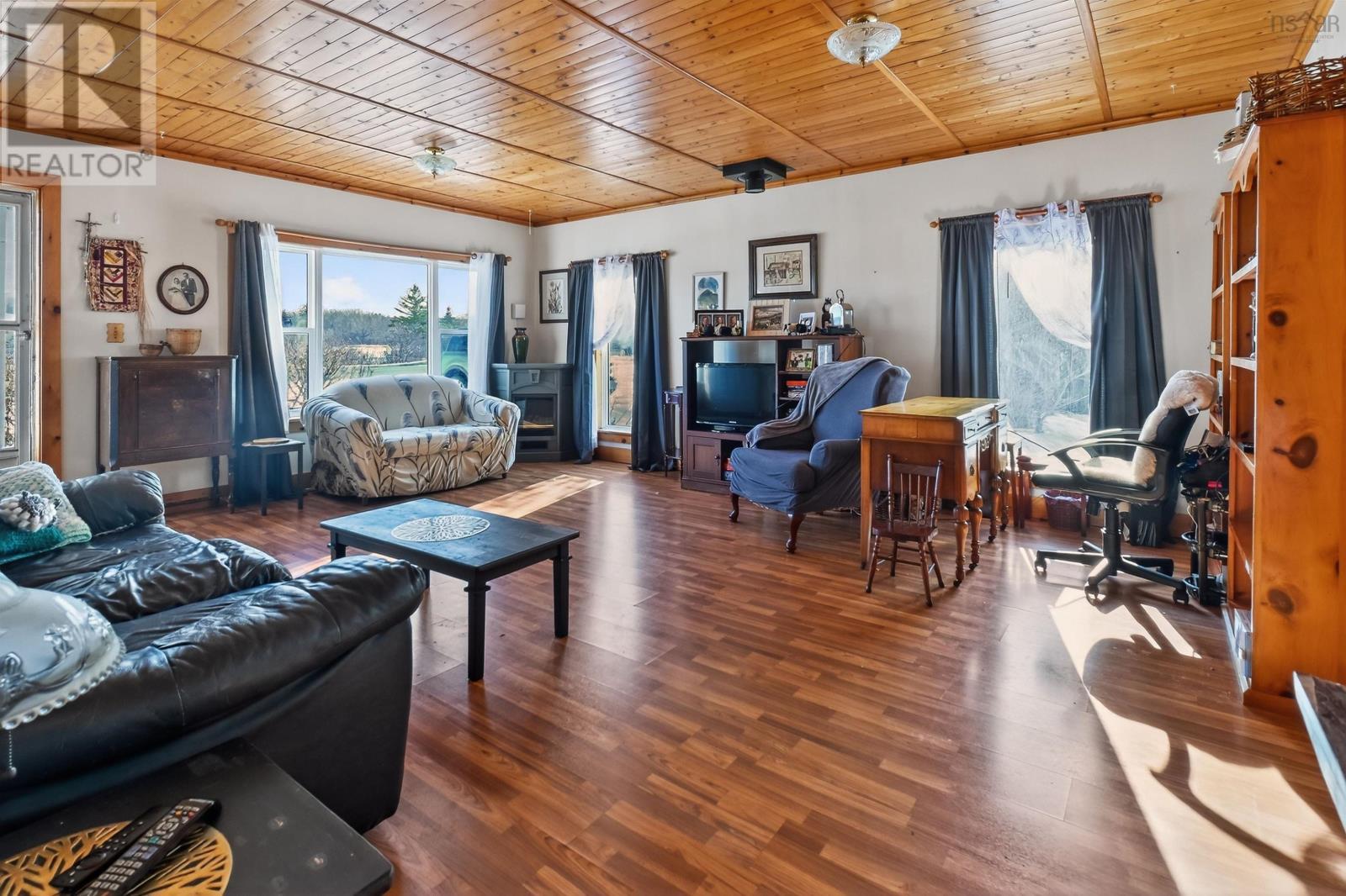 5381 Highway 19, Judique, Nova Scotia  B0E 1P0 - Photo 6 - 202601534