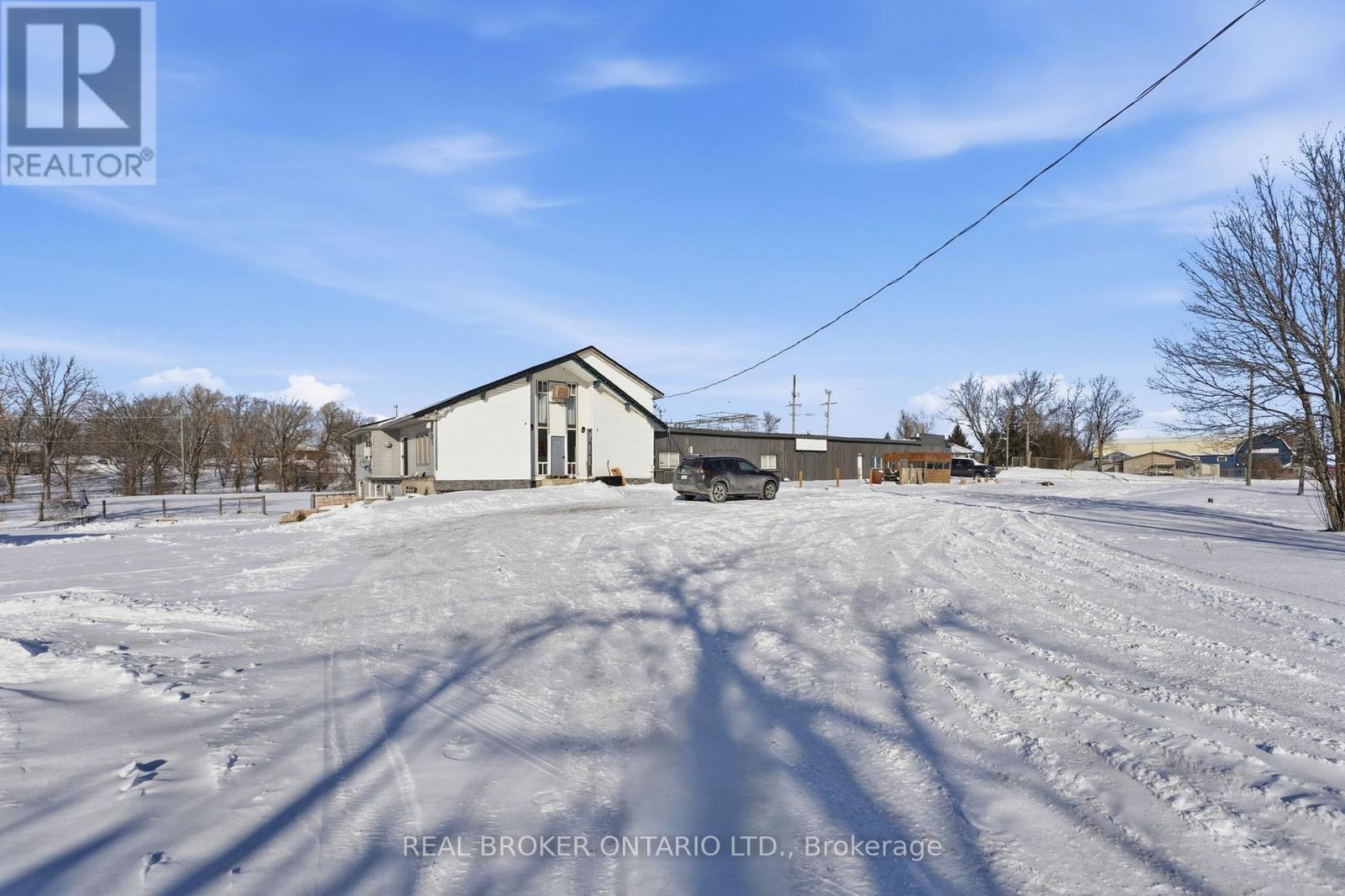 4905 3 Highway, Haldimand, Ontario  N0A 1E0 - Photo 3 - X12734764