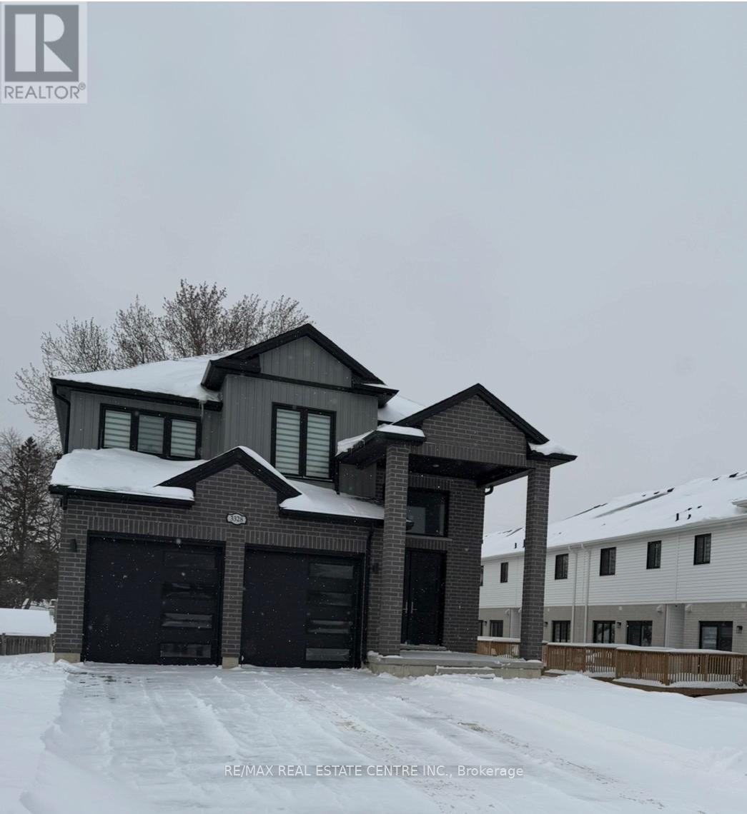 3328 ORIOLE DRIVE, London South, Ontario