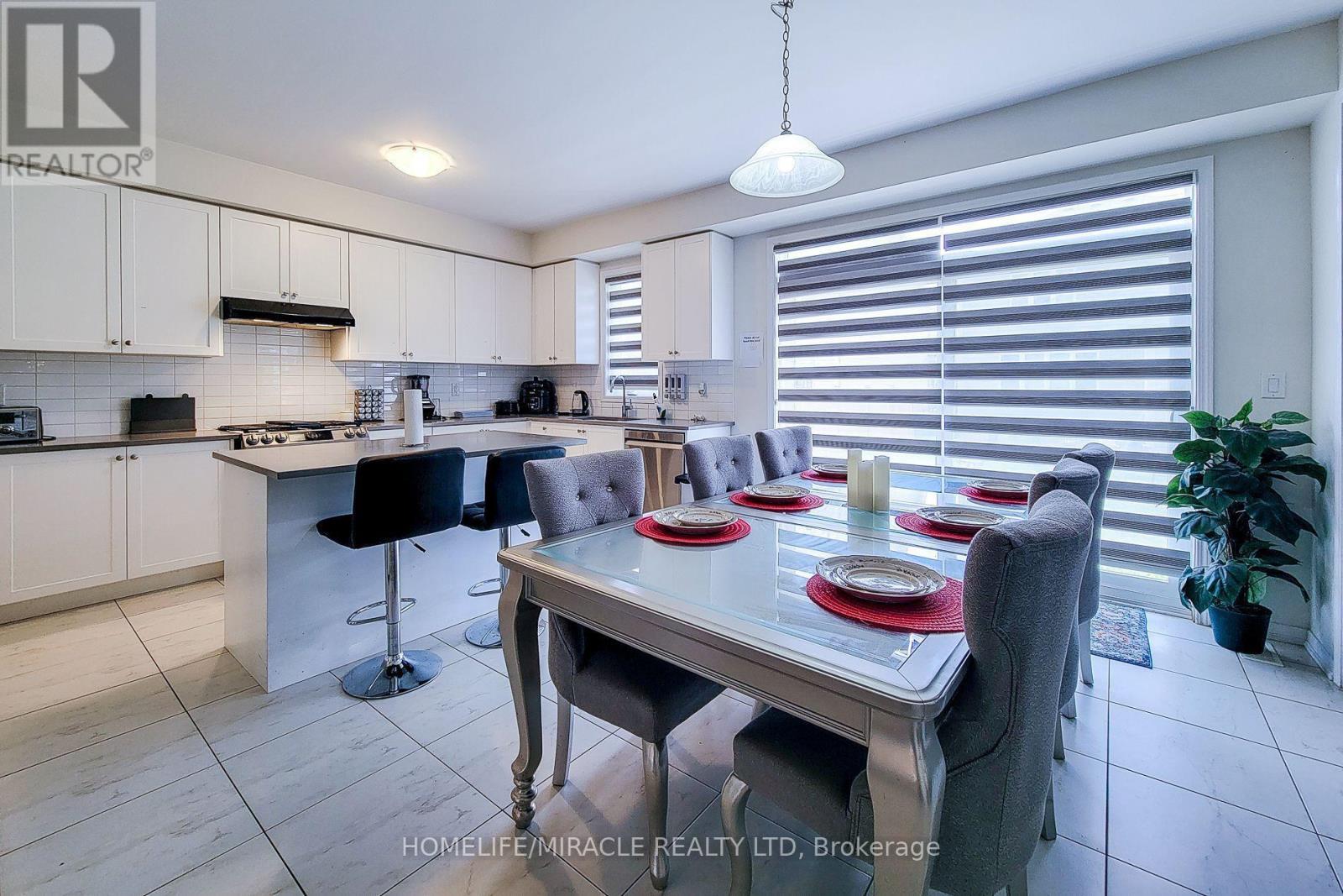 Upper - 11 Seanesy Drive, Thorold, Ontario  L3B 0G1 - Photo 7 - X12734836