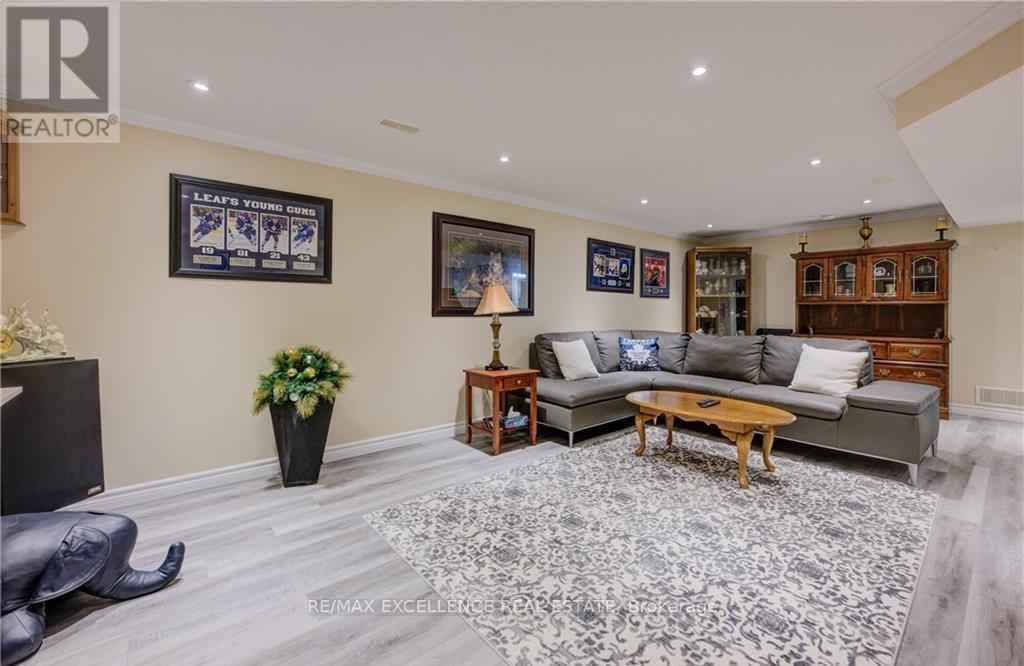 131 Gracefield Crescent, Kitchener, Ontario  N2E 1R8 - Photo 23 - X12723626