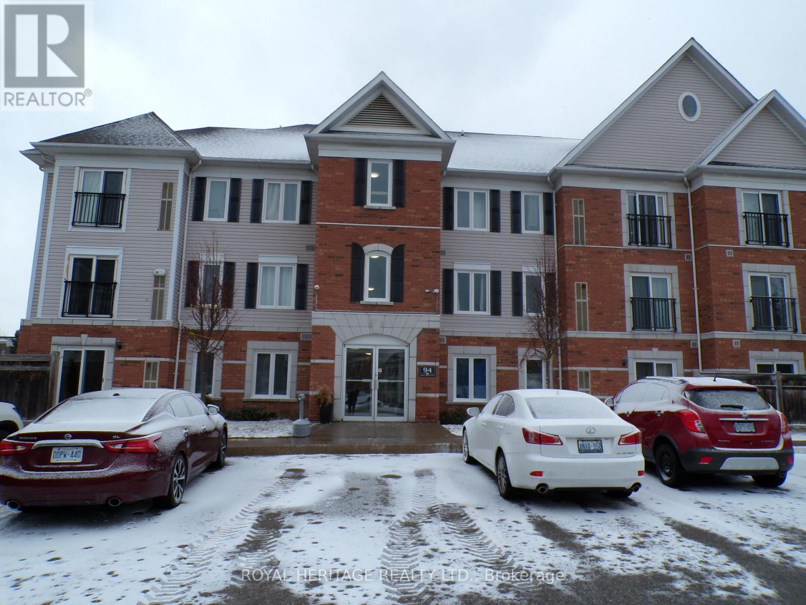 106 - 94 ASPEN SPRINGS DRIVE, Clarington, Ontario