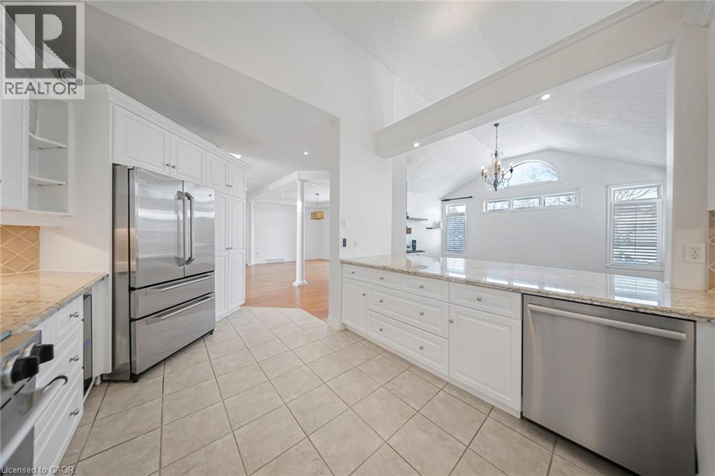 333 Milla Court, Waterloo, Ontario  N2L 6N4 - Photo 10 - 40800794