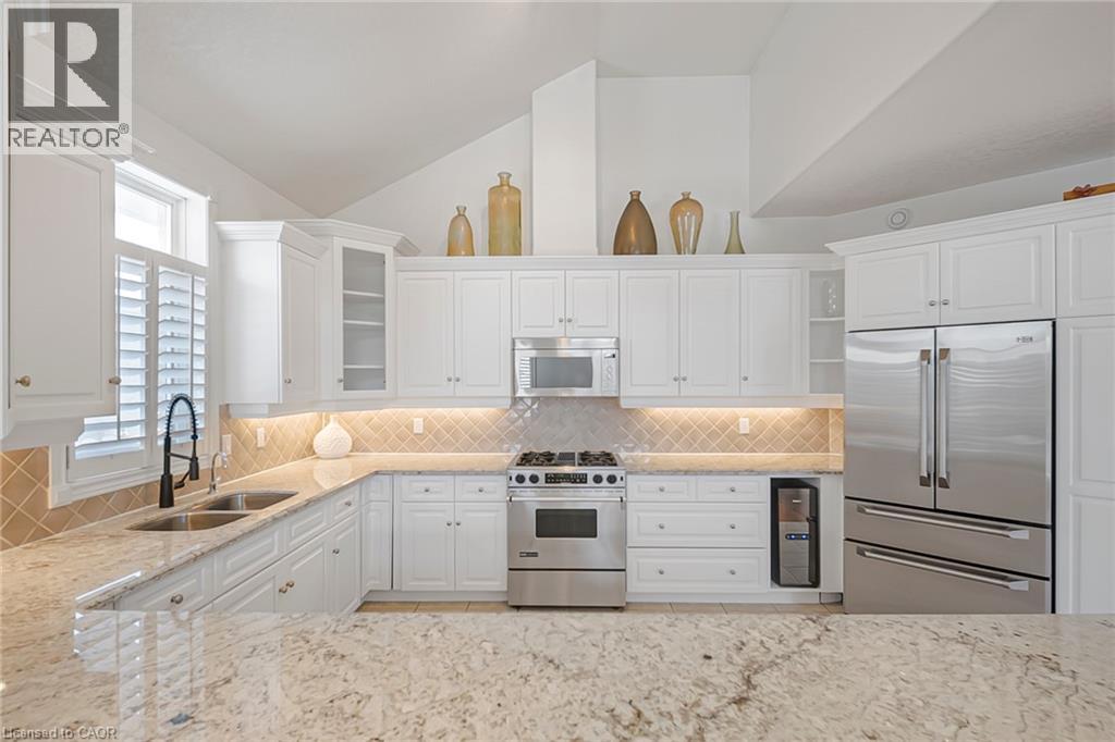 333 Milla Court, Waterloo, Ontario  N2L 6N4 - Photo 11 - 40800794