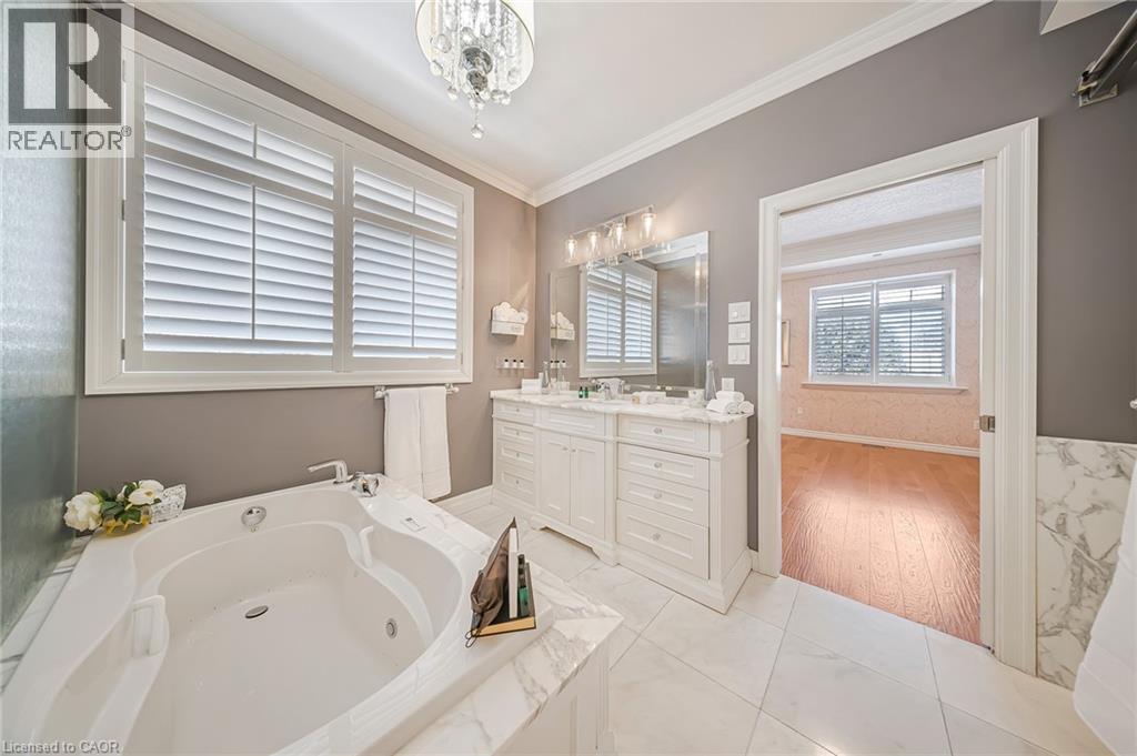 333 Milla Court, Waterloo, Ontario  N2L 6N4 - Photo 20 - 40800794