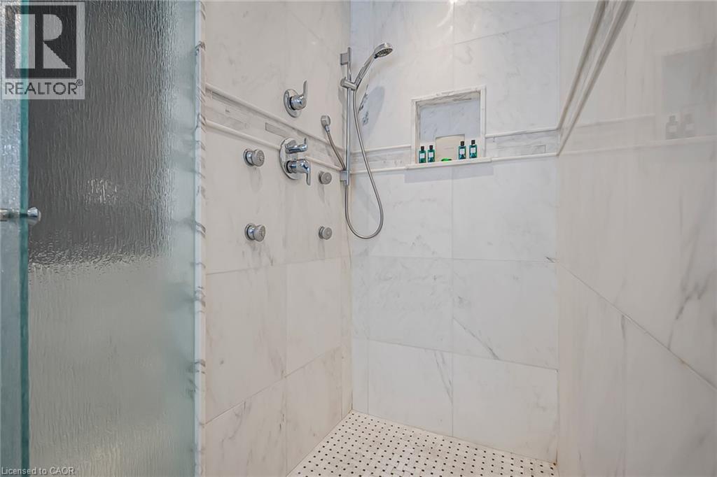 333 Milla Court, Waterloo, Ontario  N2L 6N4 - Photo 21 - 40800794