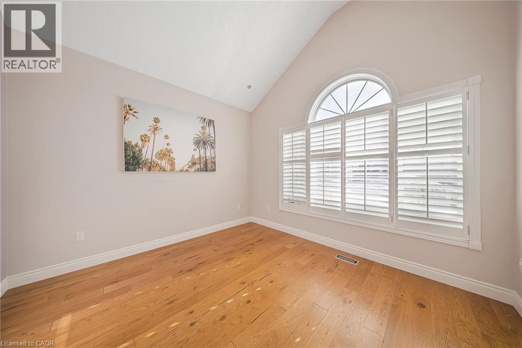 333 Milla Court, Waterloo, Ontario  N2L 6N4 - Photo 23 - 40800794