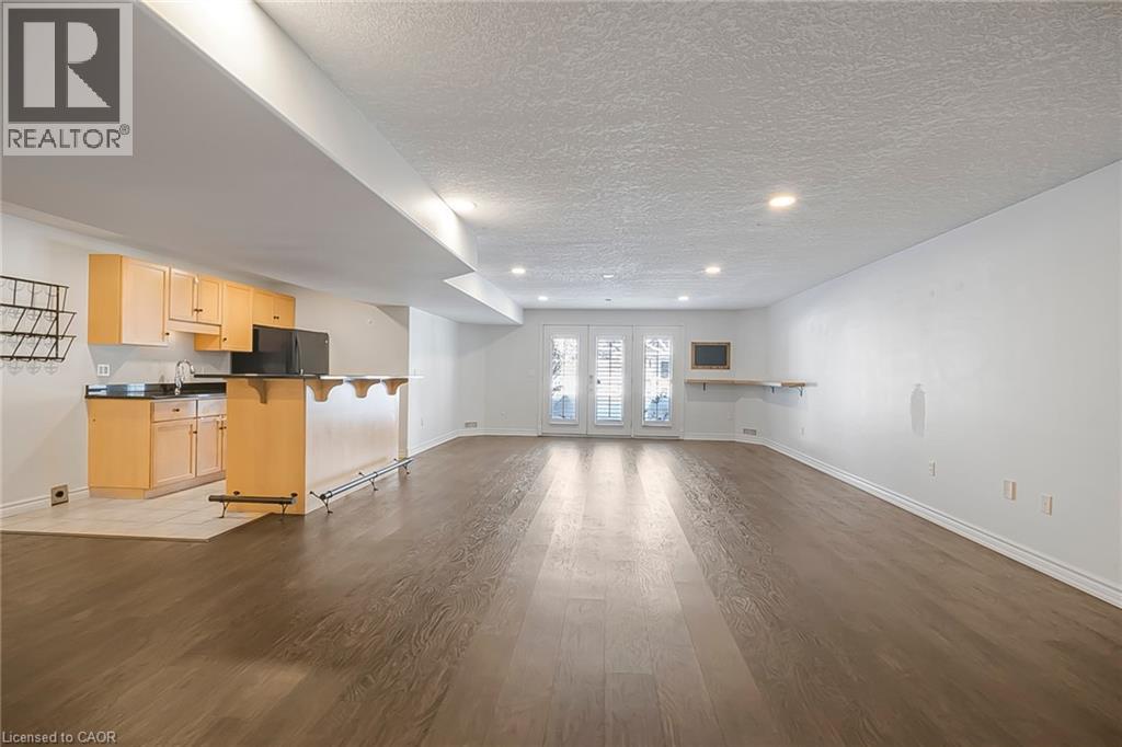 333 Milla Court, Waterloo, Ontario  N2L 6N4 - Photo 29 - 40800794