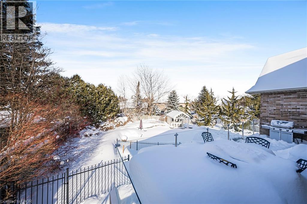 333 Milla Court, Waterloo, Ontario  N2L 6N4 - Photo 42 - 40800794
