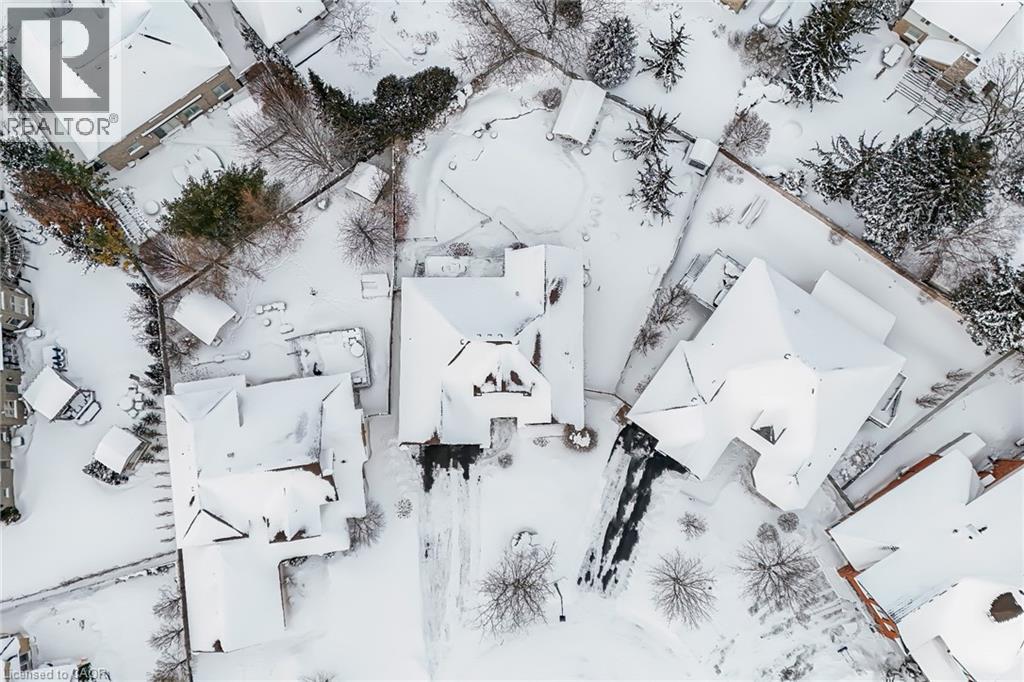 333 Milla Court, Waterloo, Ontario  N2L 6N4 - Photo 46 - 40800794