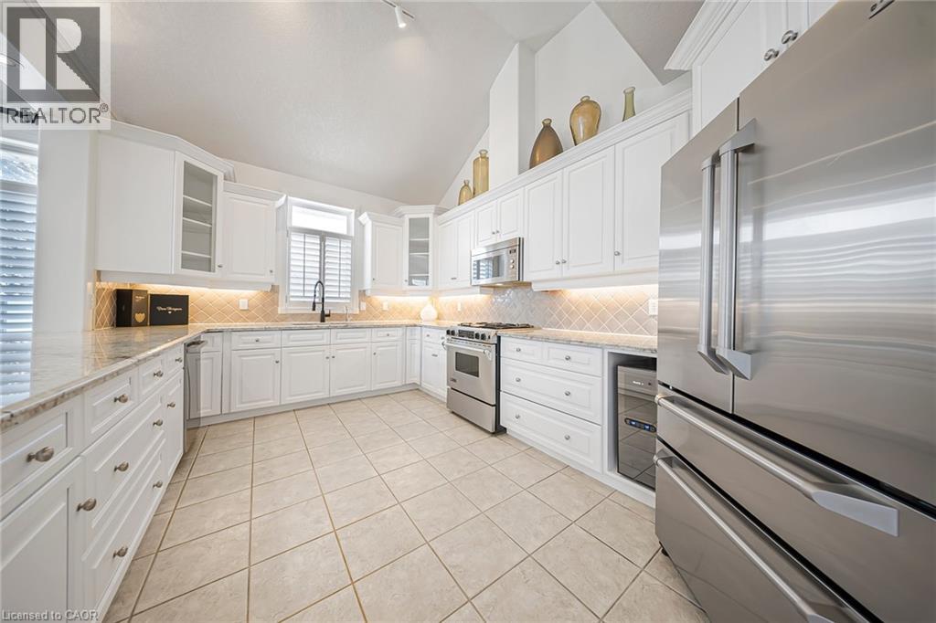 333 Milla Court, Waterloo, Ontario  N2L 6N4 - Photo 8 - 40800794