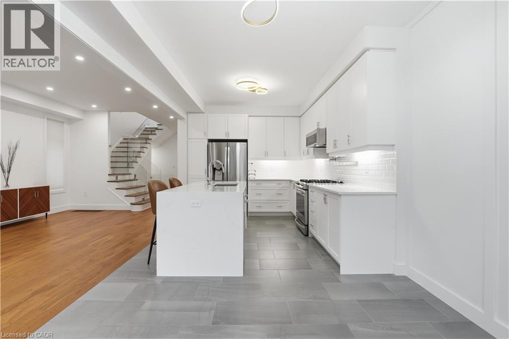 87 Mcknight Avenue, Hamilton, Ontario  L8B 0T8 - Photo 13 - 40800020