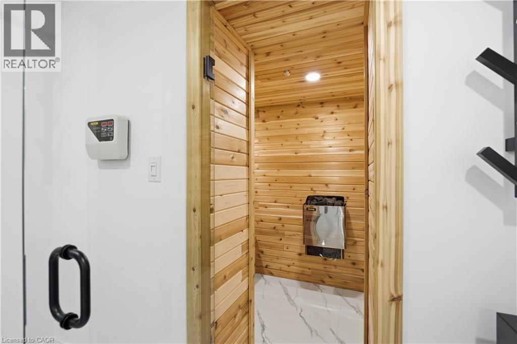 87 Mcknight Avenue, Hamilton, Ontario  L8B 0T8 - Photo 35 - 40800020