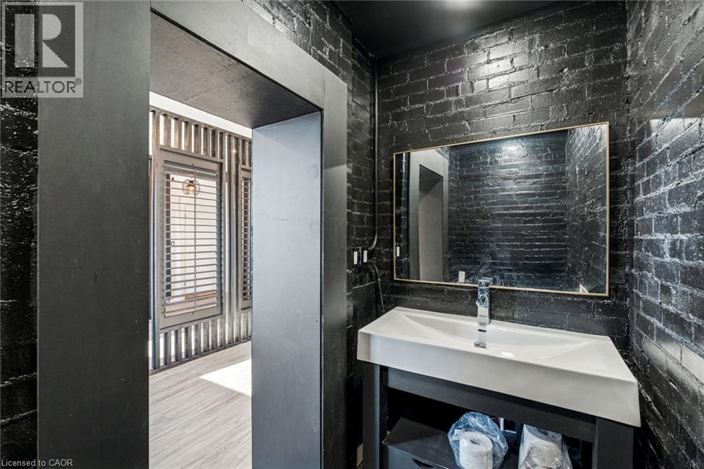 194-196 St. Paul Street, St. Catharines, Ontario  L2R 3M2 - Photo 20 - 40798182