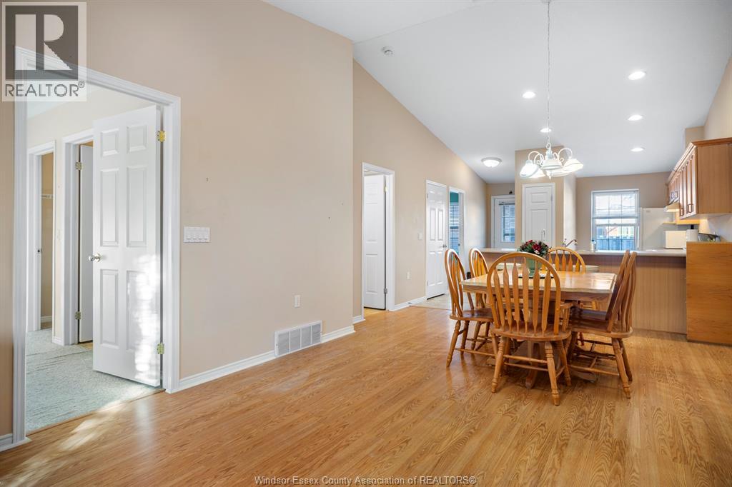 Photo 13 of 24 for 18-80 Centre Unit# 18