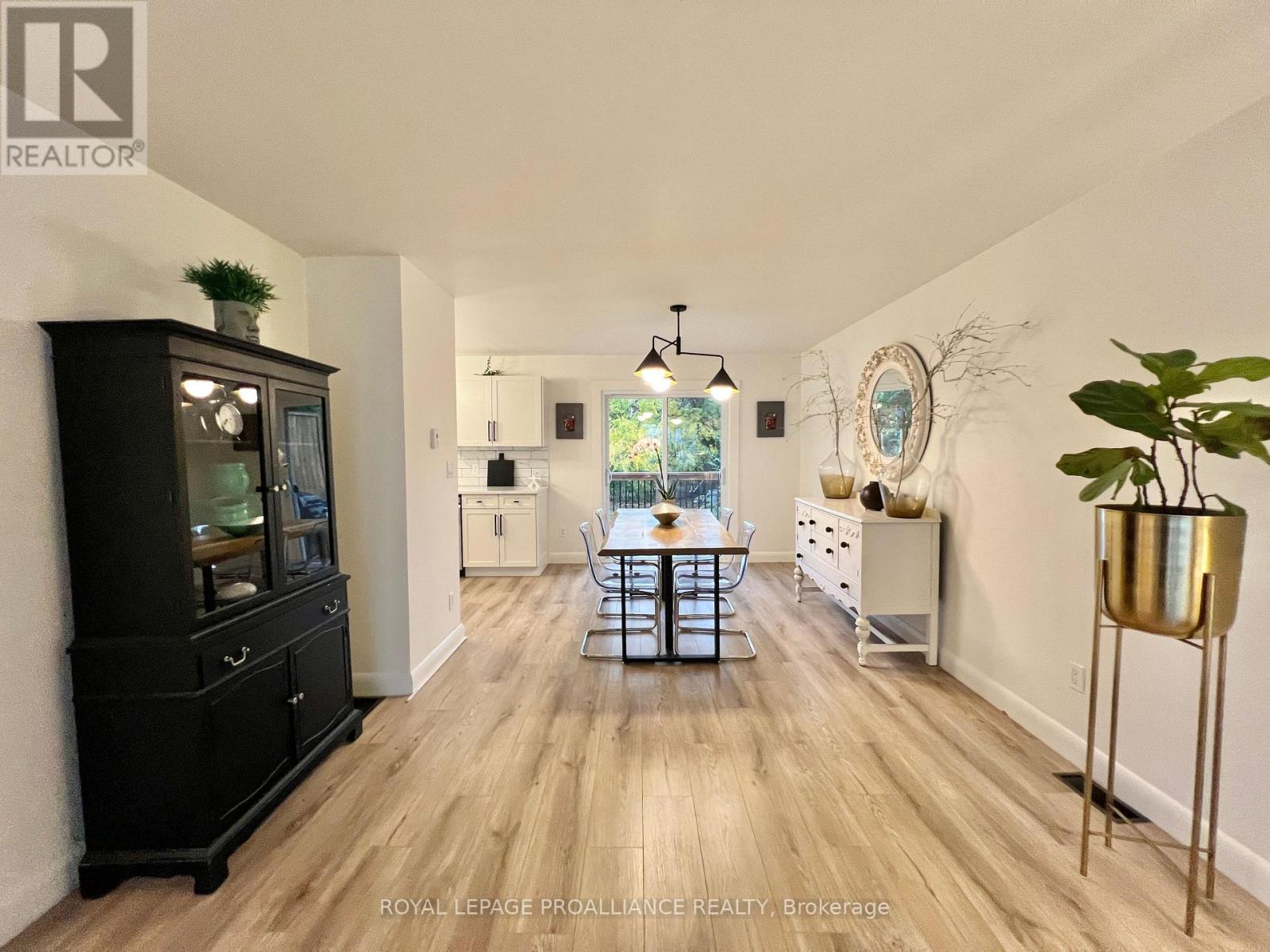 178 Burnham Street, Belleville, Ontario  K8N 3R9 - Photo 6 - X12735094