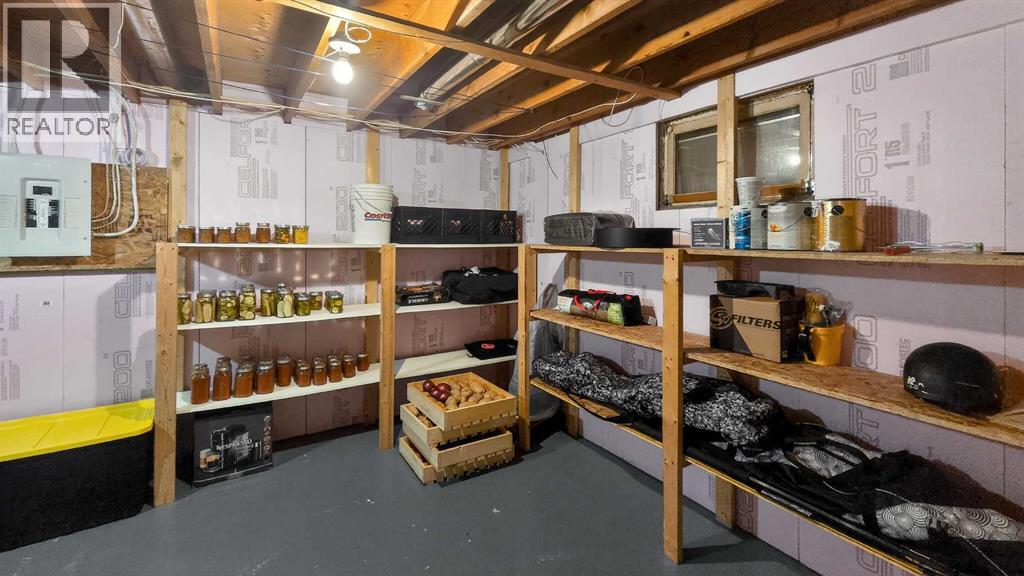 5813 50 Street, Taber, Alberta  T1G 1J6 - Photo 35 - A2281684