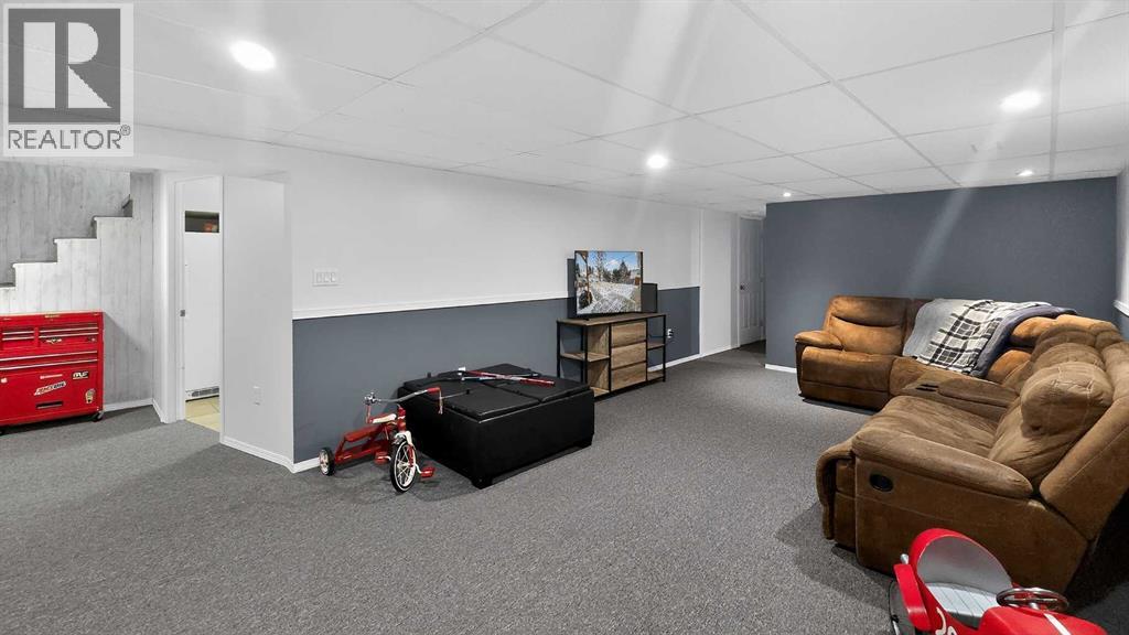 5813 50 Street, Taber, Alberta  T1G 1J6 - Photo 32 - A2281684