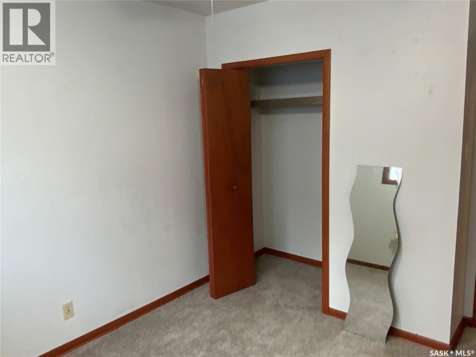 1320 J Avenue N, Saskatoon, Saskatchewan  S7L 2L8 - Photo 10 - SK025523