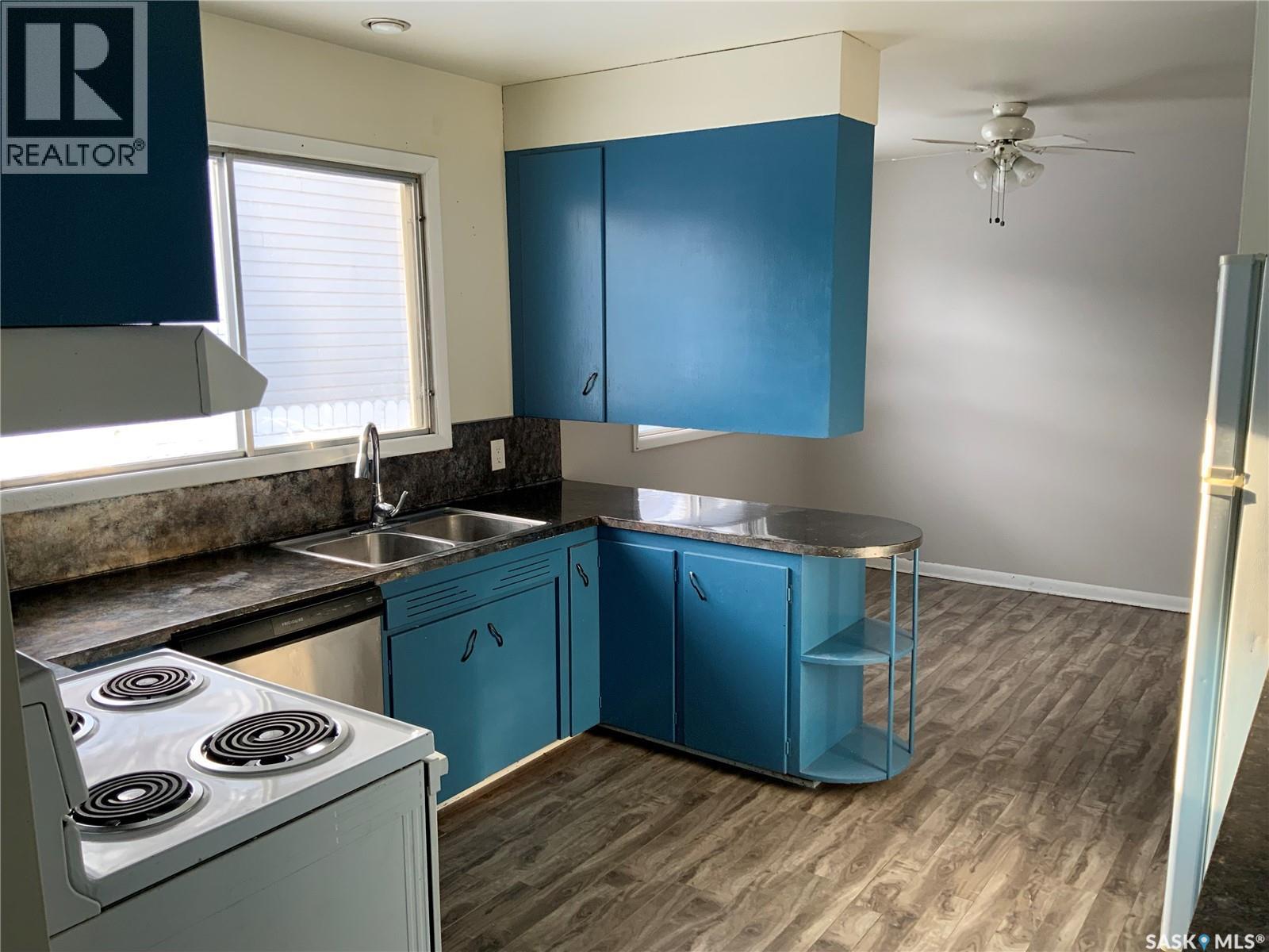 1320 J Avenue N, Saskatoon, Saskatchewan  S7L 2L8 - Photo 5 - SK025523