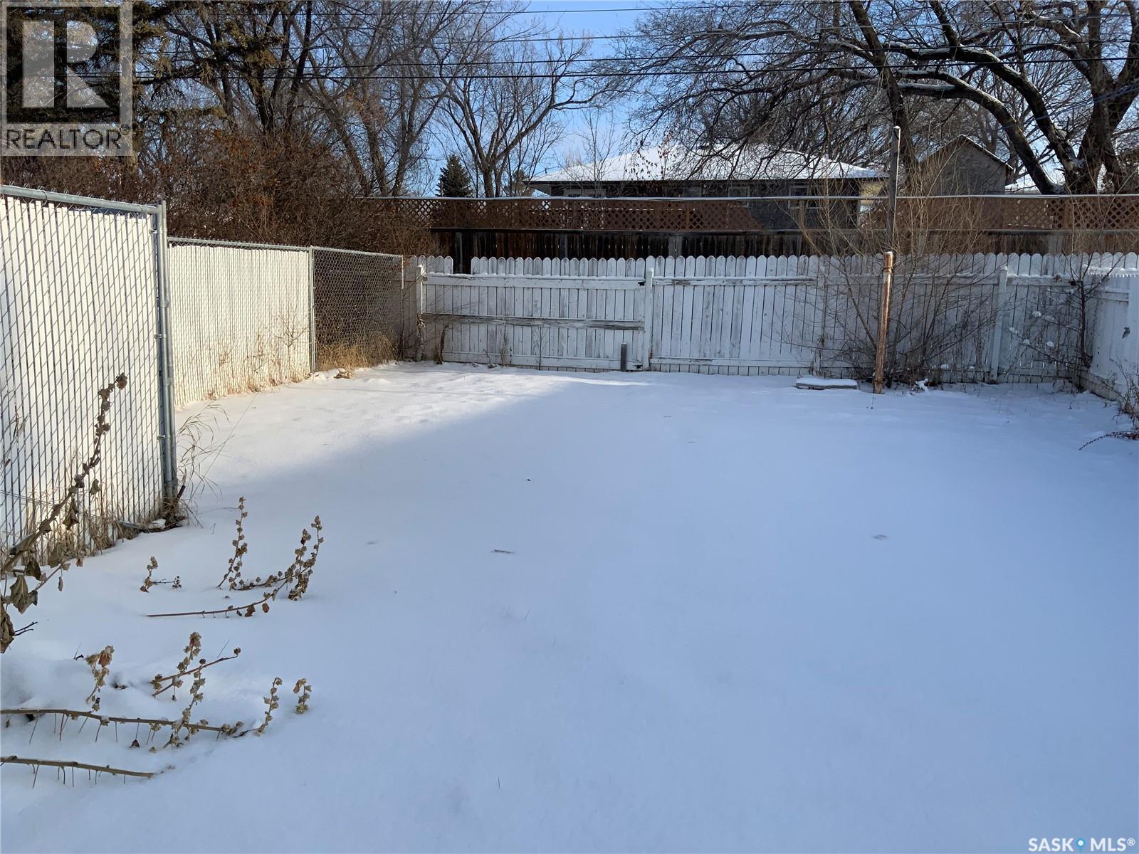 1320 J Avenue N, Saskatoon, Saskatchewan  S7L 2L8 - Photo 26 - SK025523