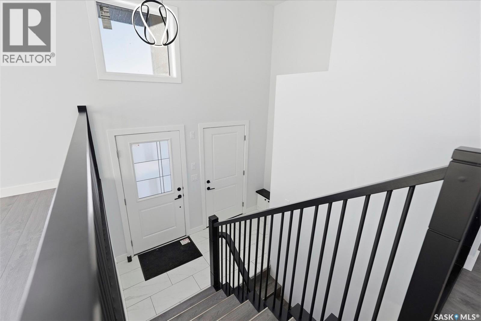 400 Eldorado Street, Warman, Saskatchewan  S0K 4S3 - Photo 3 - SK027398