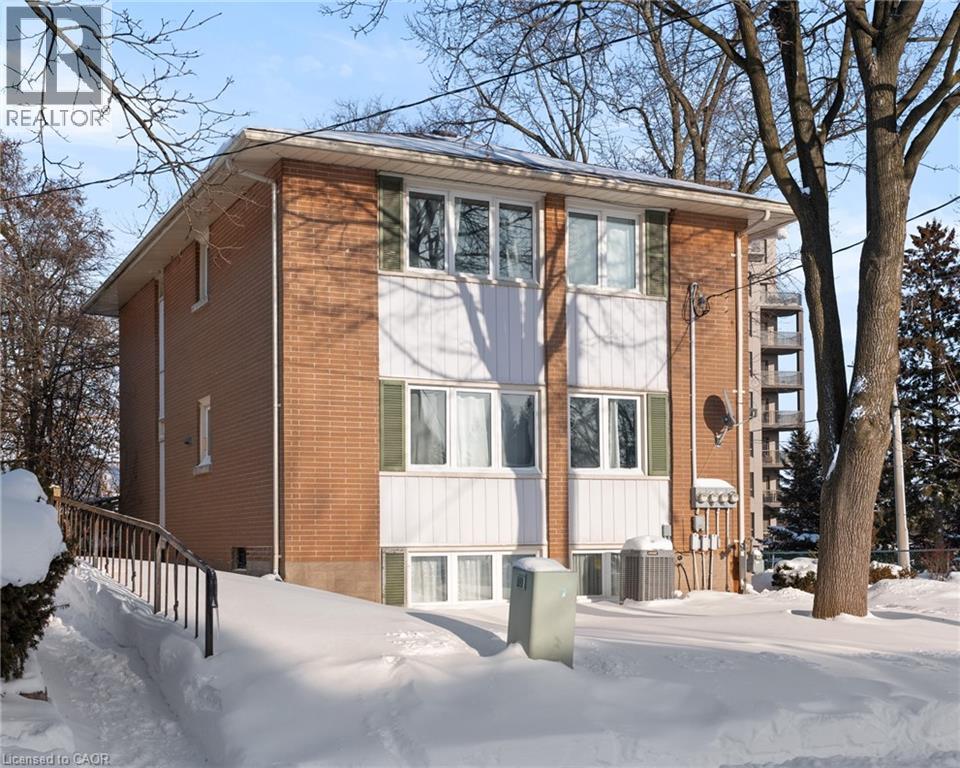 58 Brandon Avenue, Kitchener, Ontario  N2M 2J3 - Photo 3 - 40799596