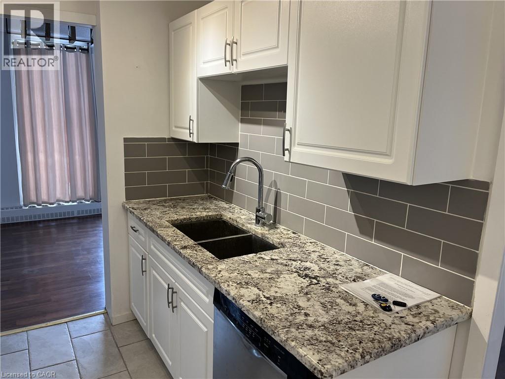 225 Harvard Place Unit# 603, Waterloo, Ontario  N2J 4H4 - Photo 1 - 40801324