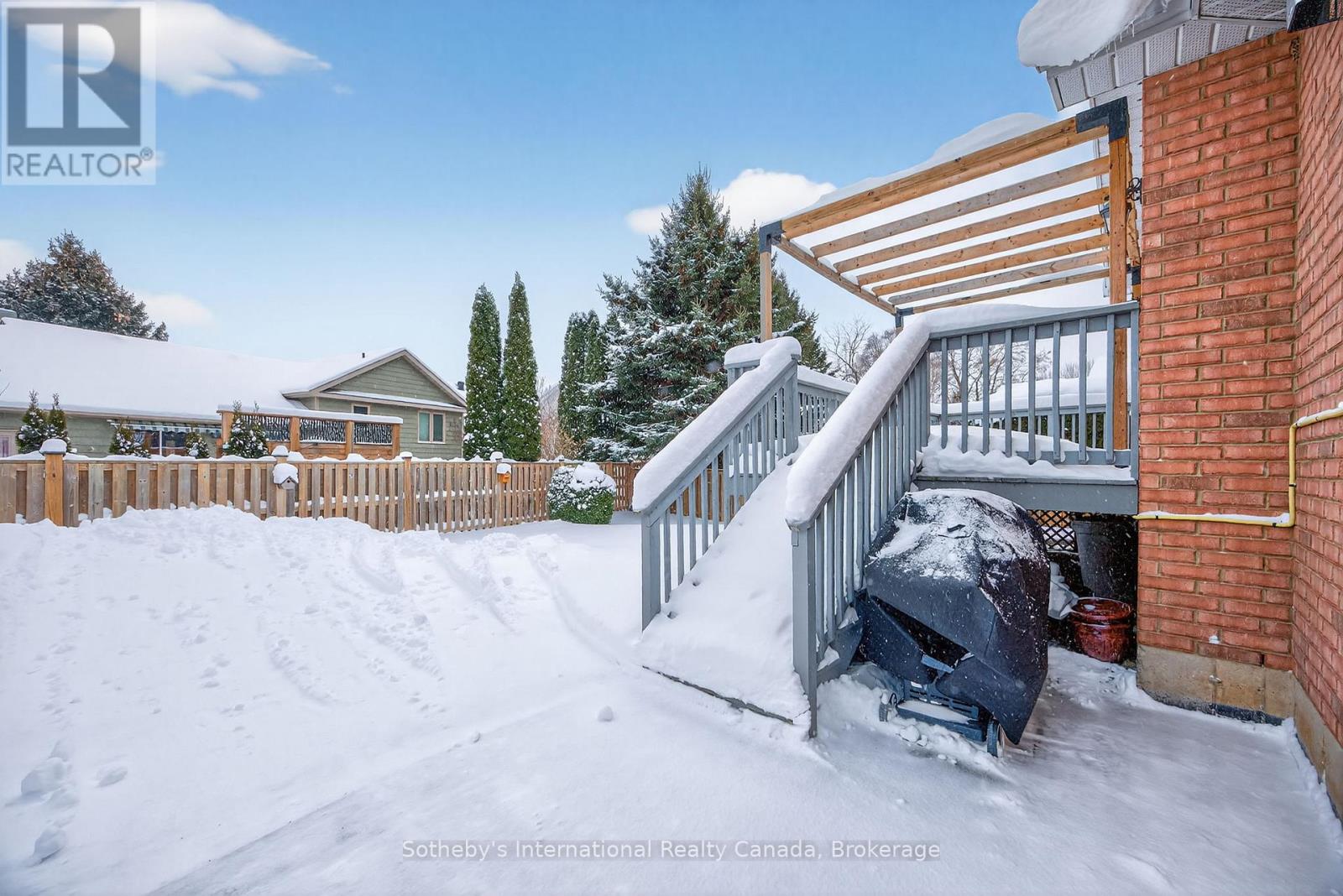 35 Elgin Street S, Blue Mountains, Ontario  N0H 2P0 - Photo 4 - X12735124