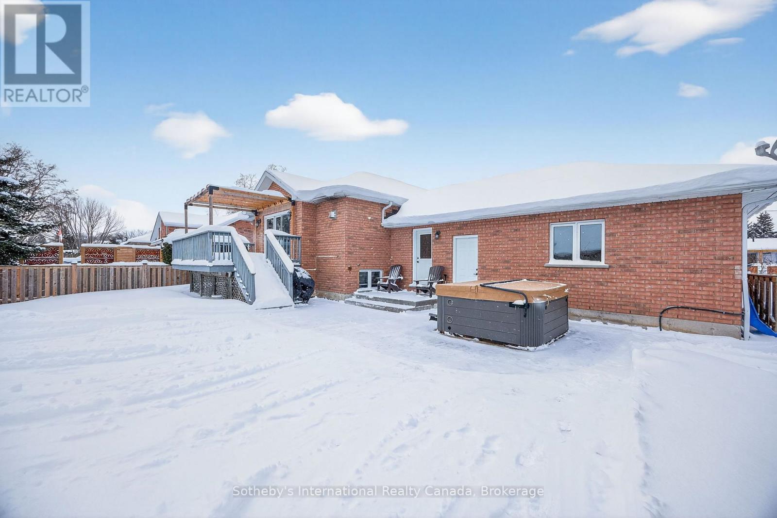 35 Elgin Street S, Blue Mountains, Ontario  N0H 2P0 - Photo 9 - X12735124