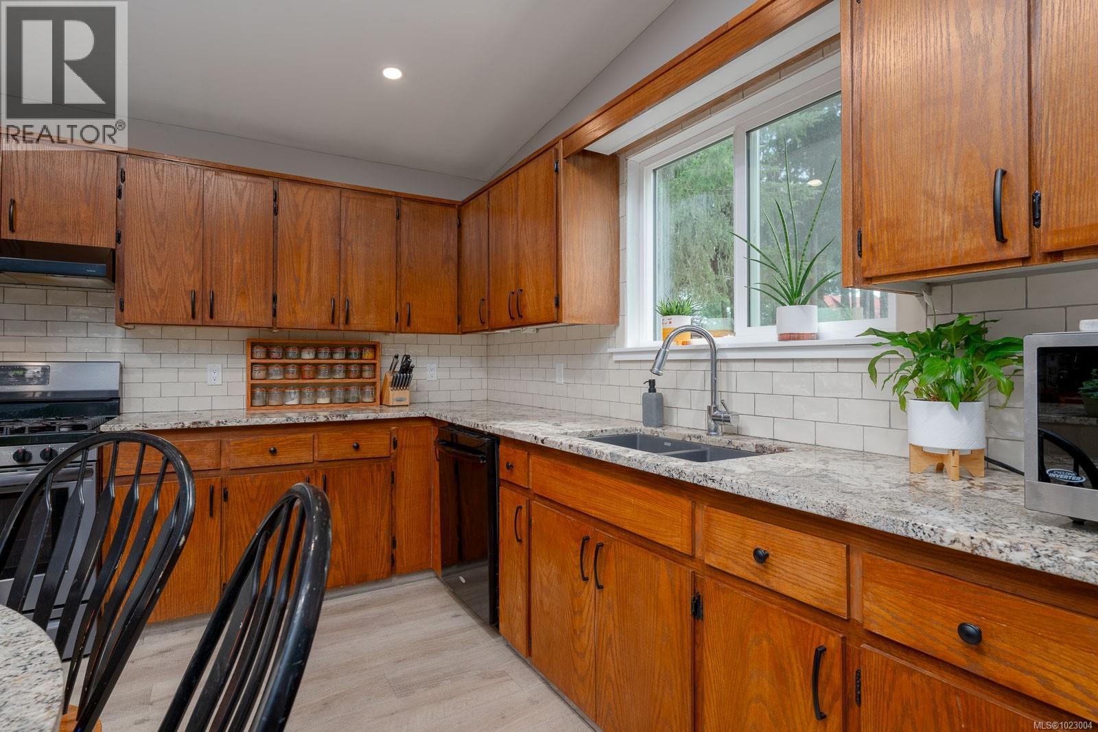 2739 Linden Lane, Shawnigan Lake, British Columbia  V0R 2W1 - Photo 15 - 1023004